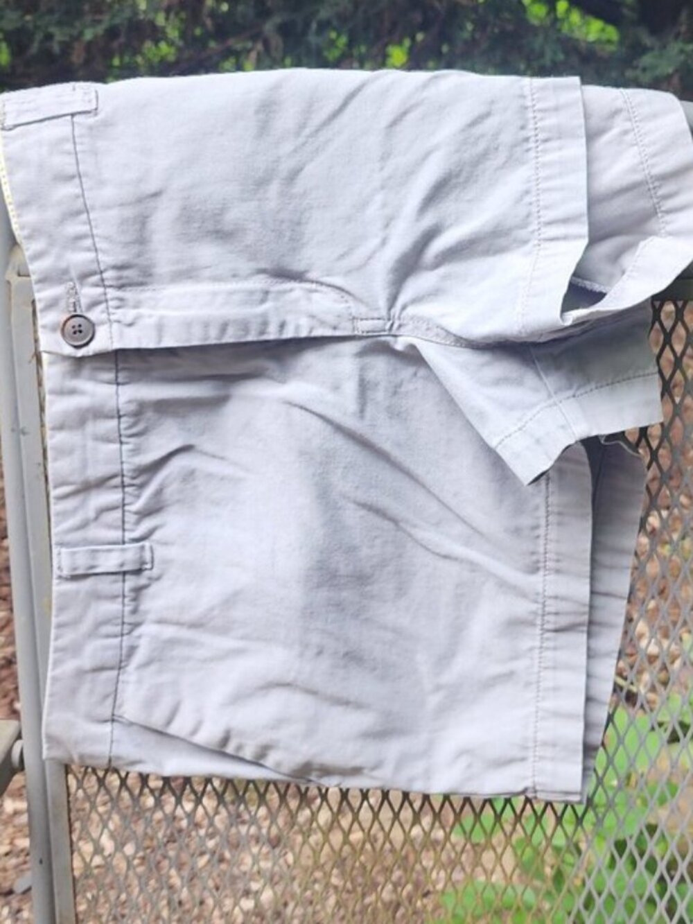 GUC Women's Merona size 16/18 gray chino shorts 3.5"